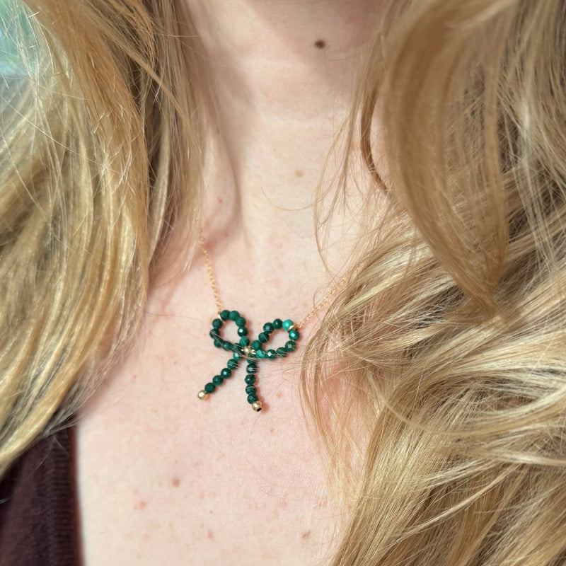 Bow Necklace