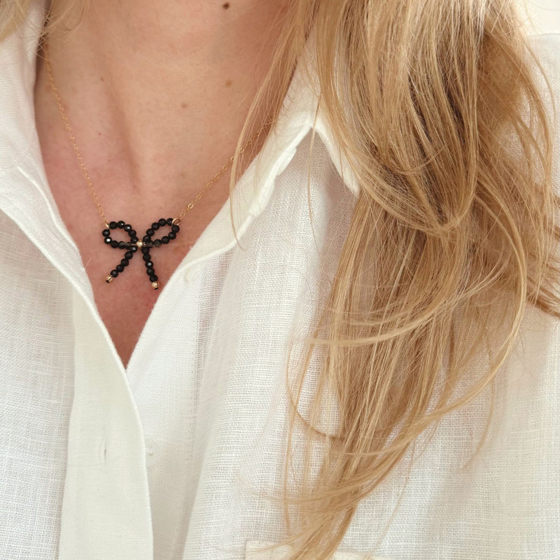 Bow Necklace