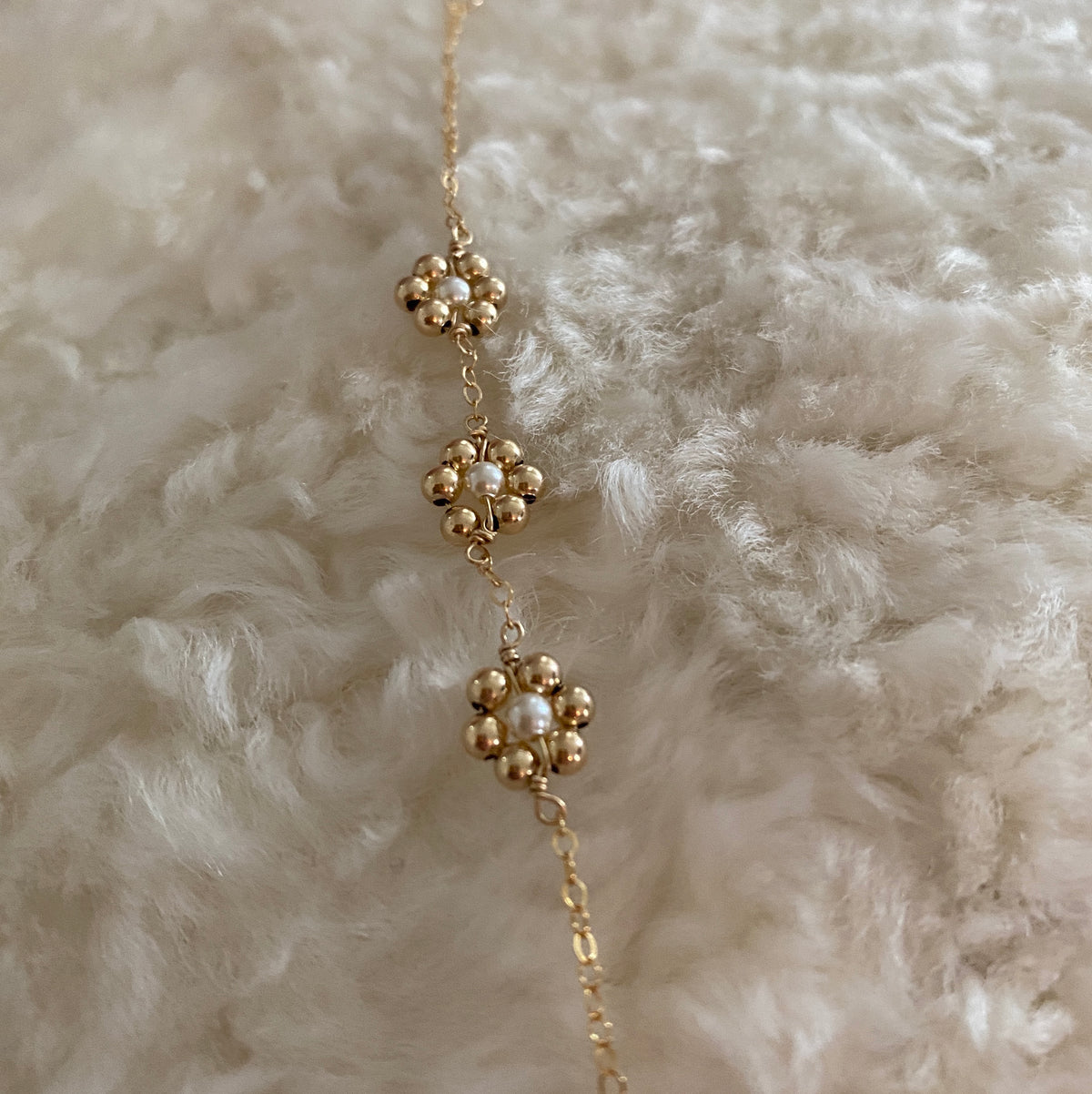 gold filled daisy chain bracelet